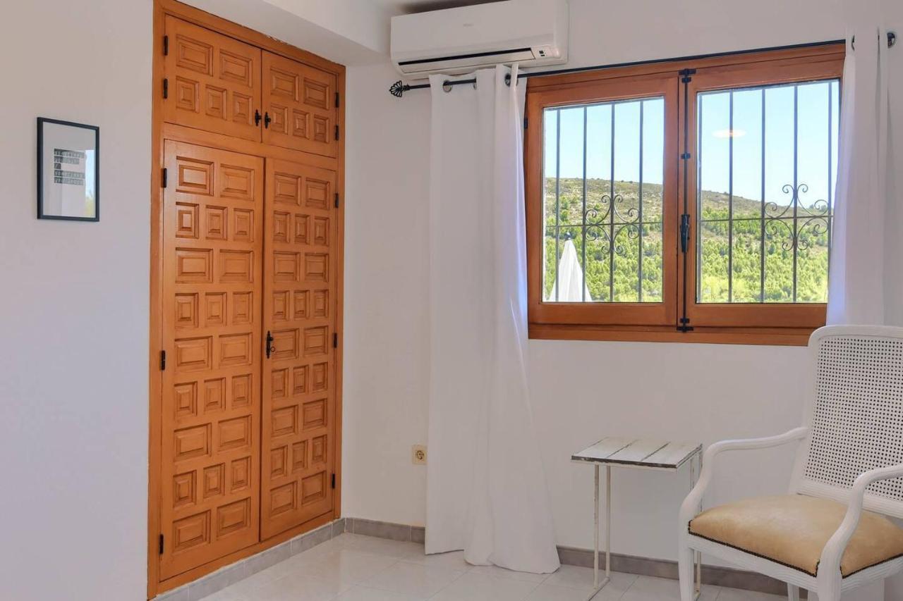 Stunning Mountain View Bungalow In Moraira Teulada Esterno foto